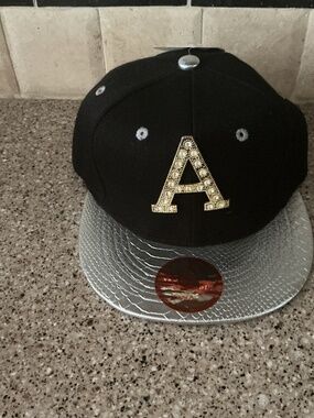 NWT-New League  Adjustable Snapback Cap Hat with…Faux SnakeSkin Brim